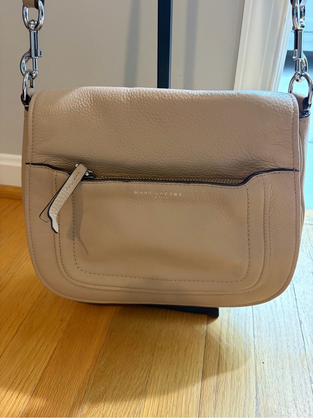 Marc Jacobs Pebbled Leather Crossbody in Taupe Beige
